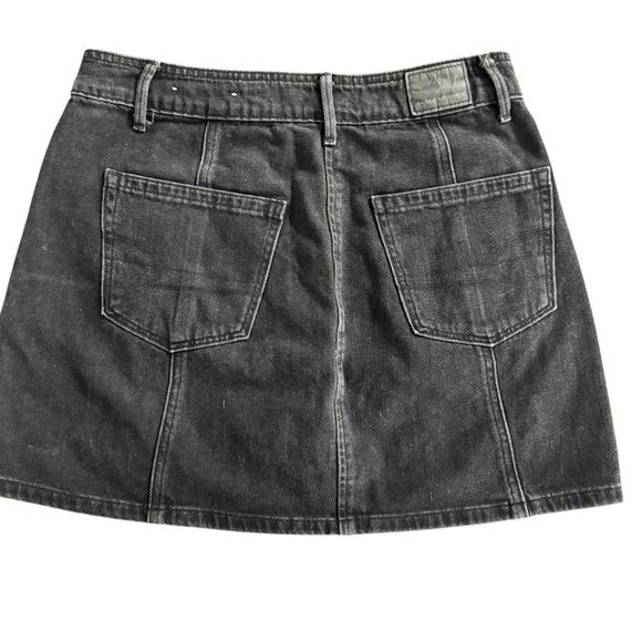 American Eagle Woman’s Hi-Rise Aline Jeans Skirt 4 Button Front Denim - Picture 2 of 9